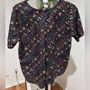 Chic Black Geometric Blouse